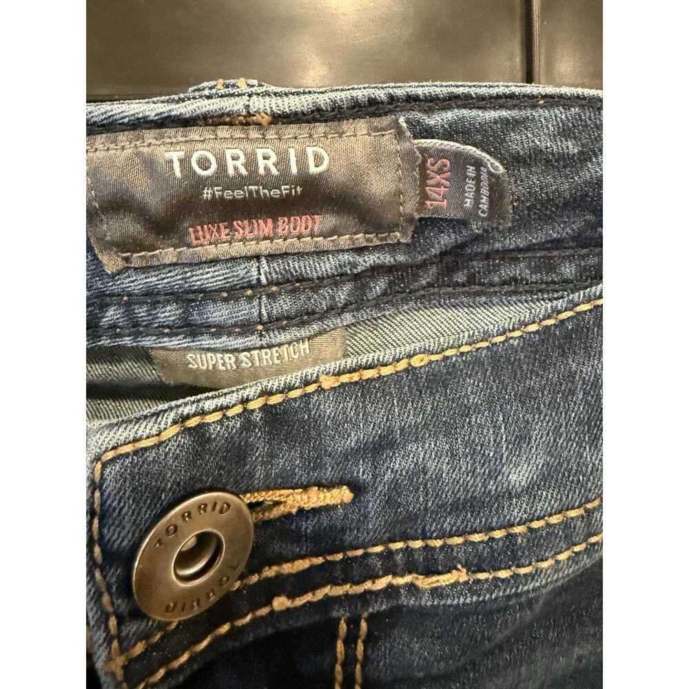 Torrid Luxe Slim Boot Jeans Stretch Medium Wash Blue Women’s 14XS Short Classic - Picture 5 of 6
